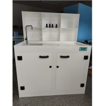 Laboratorní nábytek